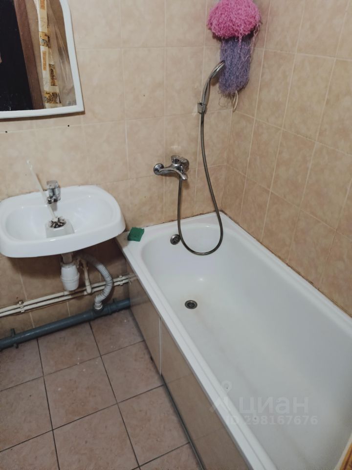 Продажа 1-комн квартиры на вторичном рынке пос. Шушары, Славянка тер., улица Ростовская, 3к2