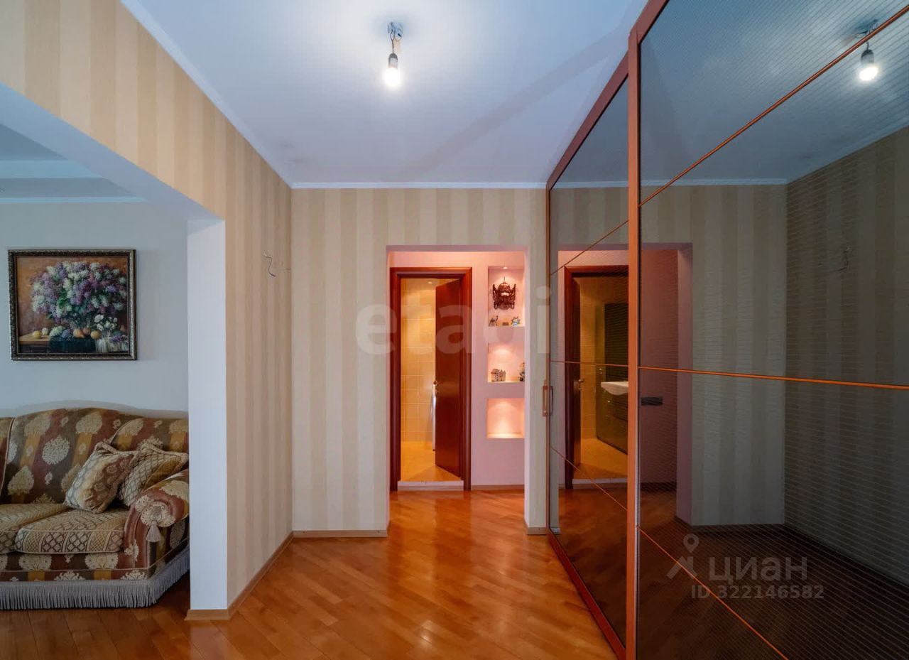 Продажа 3-комн квартиры на вторичном рынке Окская улица, 5К1