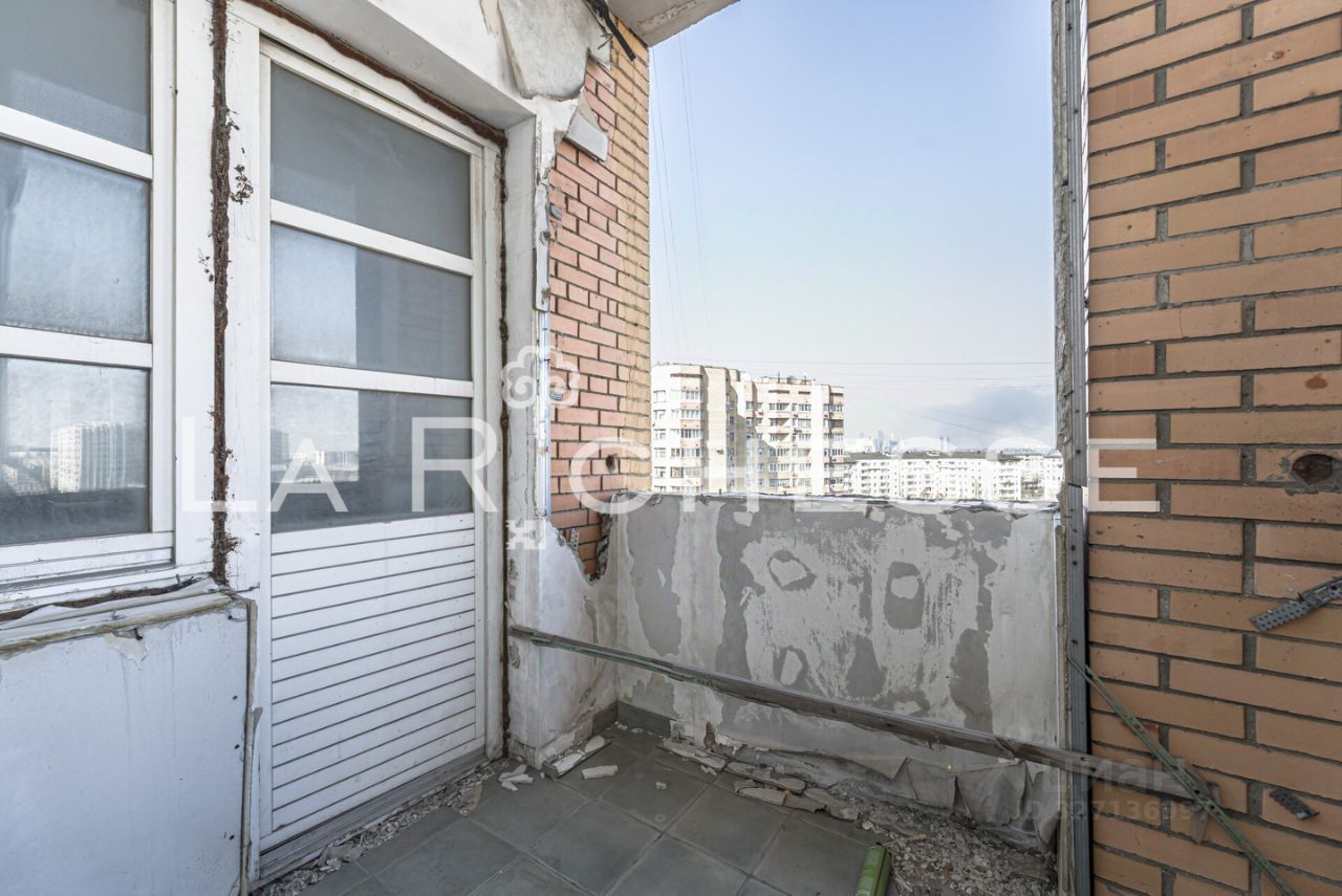 Продажа 5-комн квартиры на вторичном рынке Ломоносовский проспект, 7К5