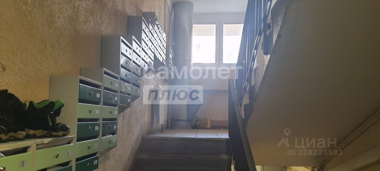 Продажа 2-комн квартиры на вторичном рынке улица Винокурова, 13к1