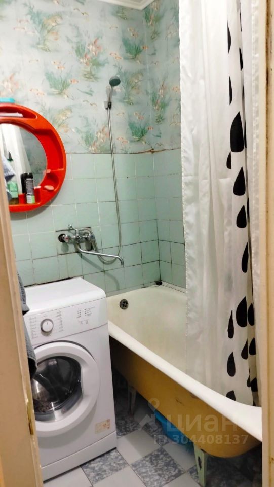 Продажа 1-комн квартиры на вторичном рынке Ломоносов, Ораниенбаумский проспект, 37к1