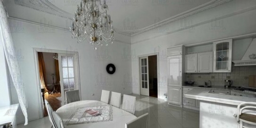 3-комн квартира Галерная улица,  д. 19