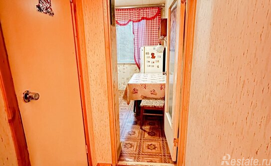 Продажа 2-комн квартиры на вторичном рынке улица Раменки,  д. 25 к2