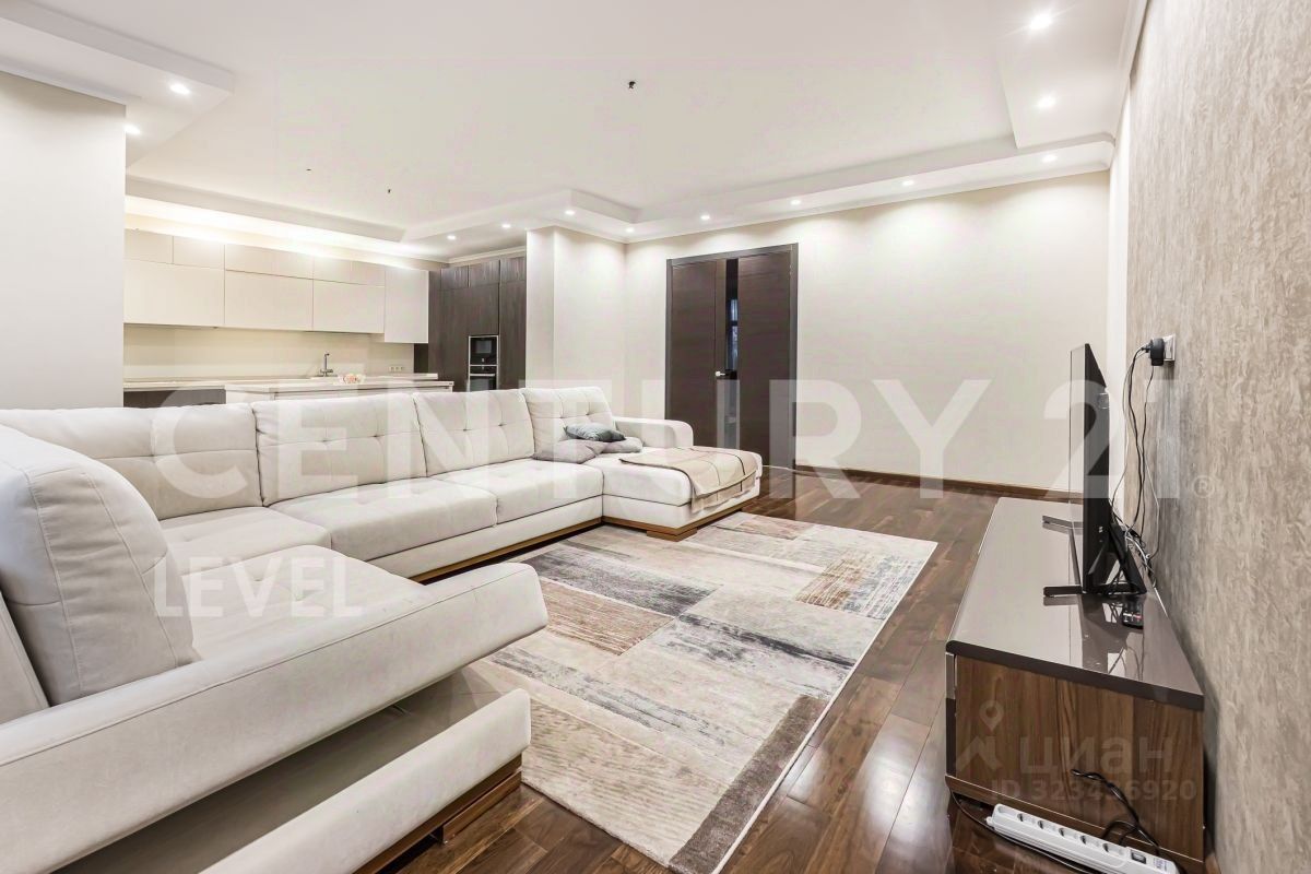 Продажа 3-комн квартиры на вторичном рынке Староволынская улица, 12к4