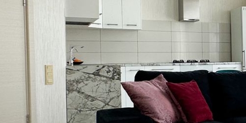 2-комн квартира пос. Металлострой, Центральная улица, 5