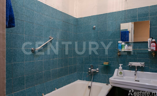 Продажа 2-комн квартиры на вторичном рынке Саввинская наб,  д. 3