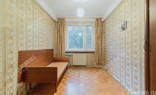 Продажа 4-комн квартиры на вторичном рынке Косыгина пр-кт,  д. 30,  к. 3