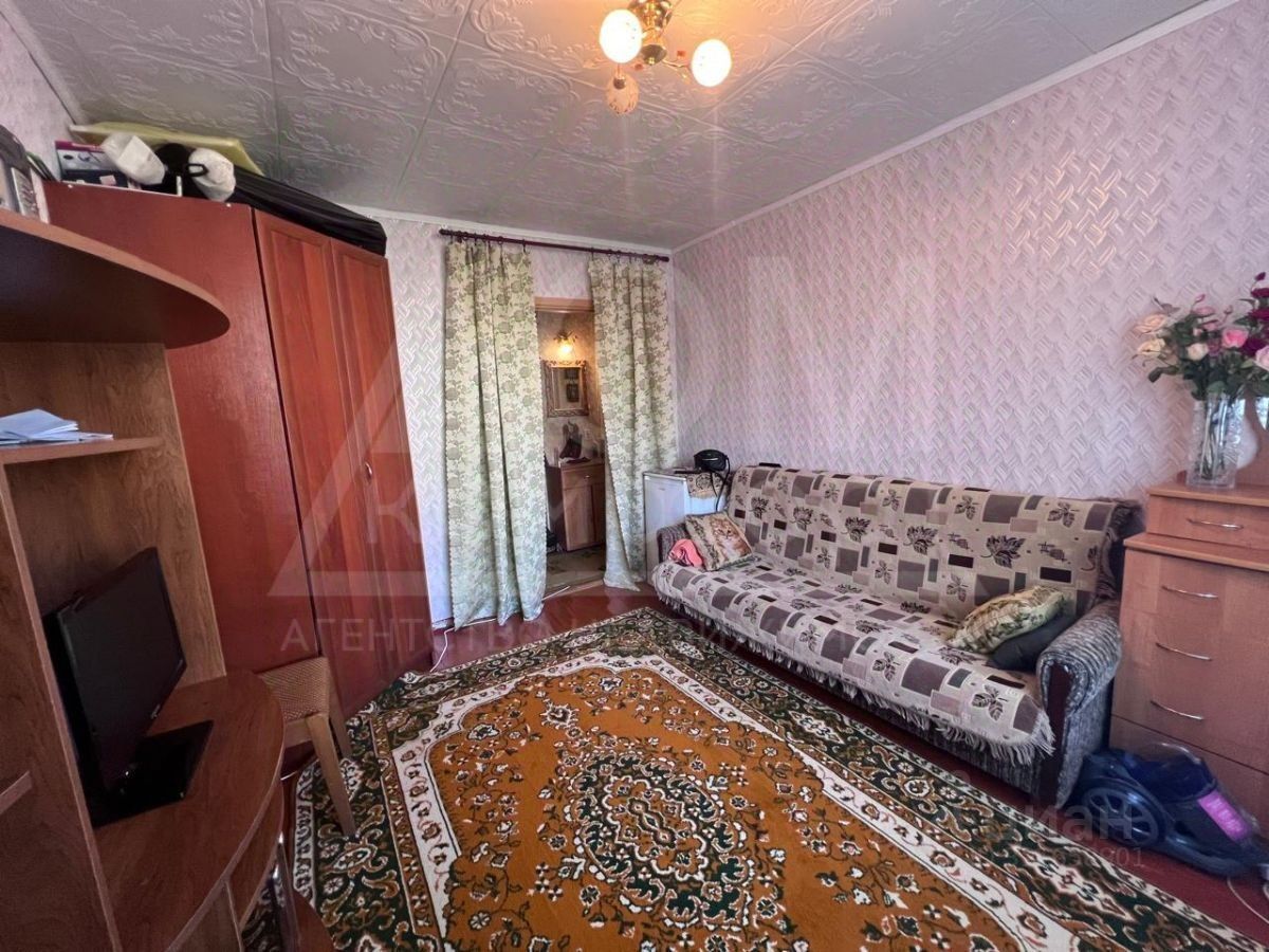 Продажа 3-комн квартиры на вторичном рынке Кузнечное пгт, Приозерское шоссе, 16