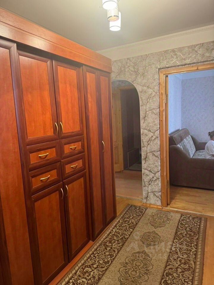 Продажа 3-комн квартиры на вторичном рынке Климовск мкр, улица Советская,  д. 13А