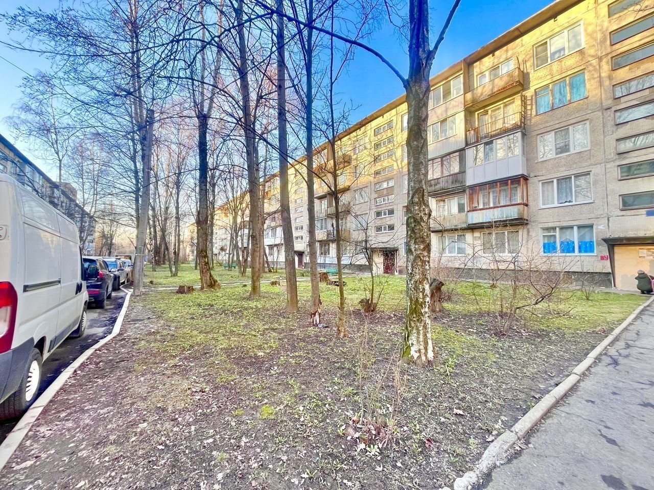 Аренда 2-комн квартиры на вторичном рынке проспект Славы, 40К4