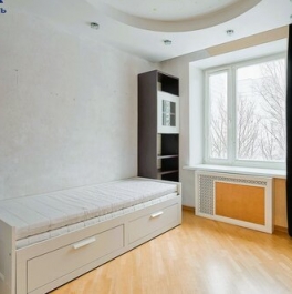 Продажа 3-комн квартиры на вторичном рынке ул Сикейроса,  д. 6,  к. 2