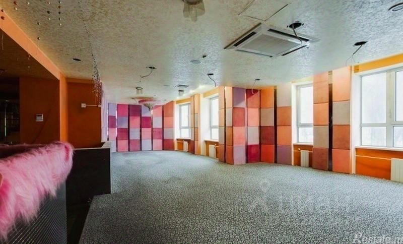 Продажа отдельного здания улица Шверника,  д. 11