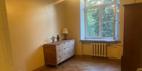 3-комн квартира улица Черняховского,  д. 4