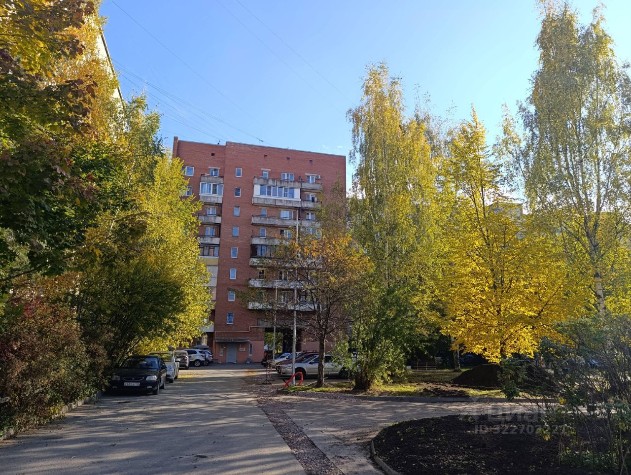 Продажа 1-комн квартиры на вторичном рынке Колпино, улица Веры Слуцкой, 83