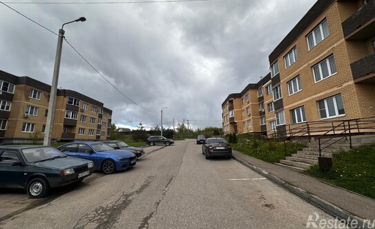 Продажа 1-комн квартиры на вторичном рынке Дмитров, ул Спасская,  д. 16