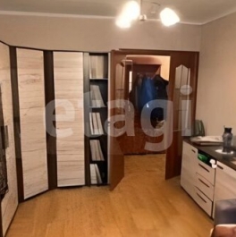 Продажа 3-комн квартиры на вторичном рынке Зеленоградская улица,  д. 37