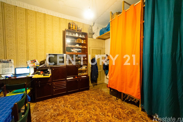 Продажа 3-комн квартиры на вторичном рынке Бармалеева ул,  д. 18