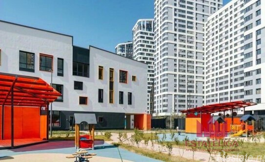 Продажа 1-комн квартиры на вторичном рынке б-р Сенкевича