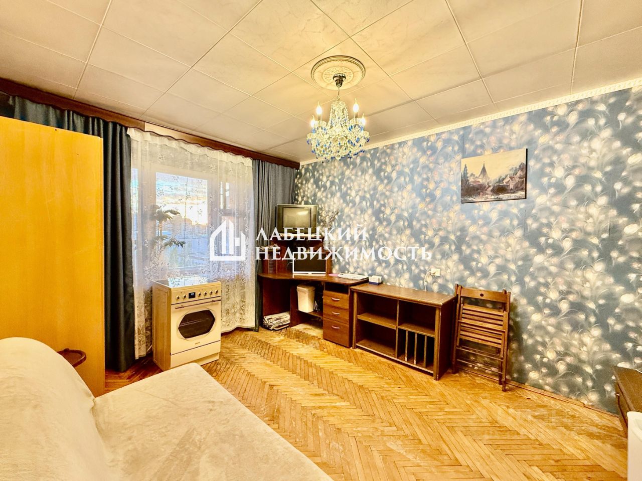 Продажа 3-комн квартиры на вторичном рынке Приморский проспект, 145К3