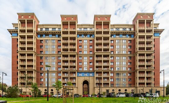 Продажа 3-комн квартиры на вторичном рынке Плесецкая ул,  д. 4