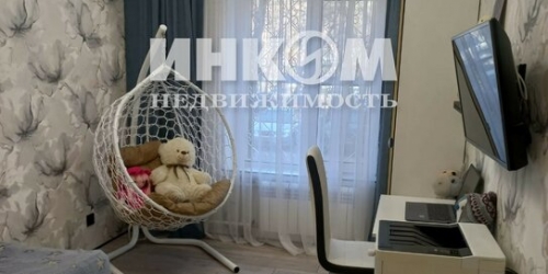 2-комн квартира Енисейская улица,  д. 10