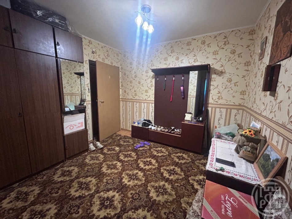 Продажа 2-комн квартиры на вторичном рынке Углово пос.,  д. 31