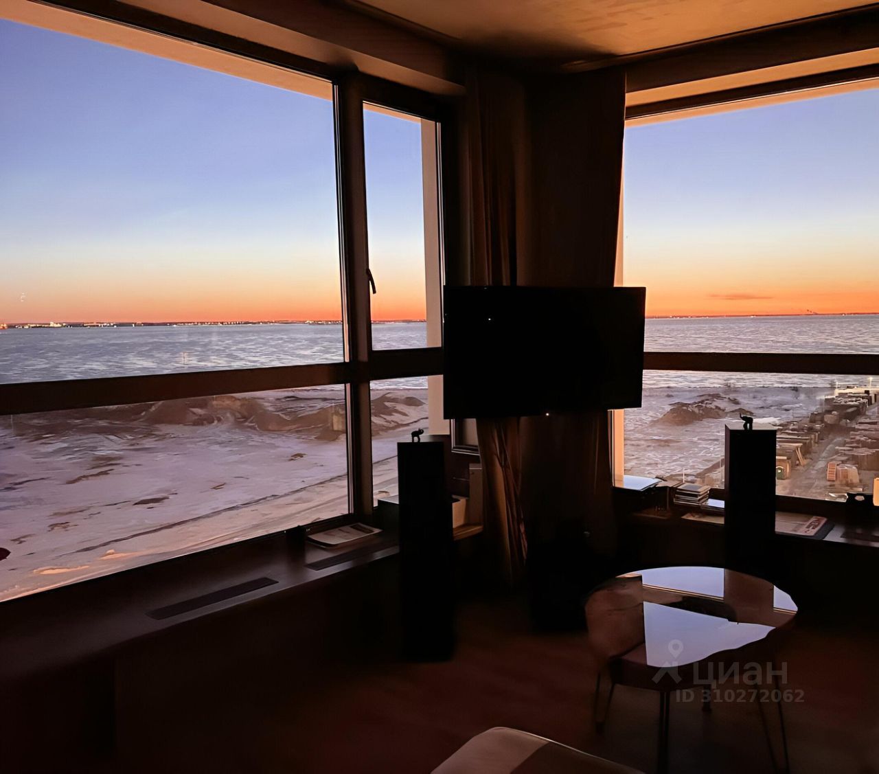 Продажа 4-комн квартиры на вторичном рынке улица Челюскина, 8