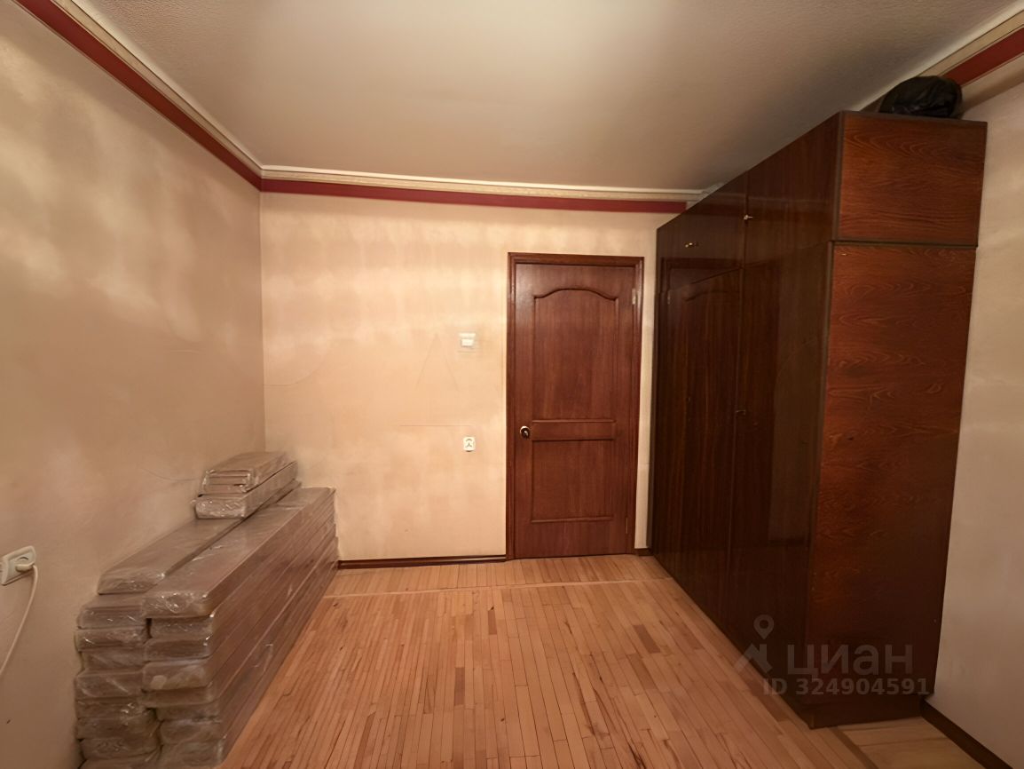 Продажа 3-комн квартиры на вторичном рынке проспект Энергетиков, 68