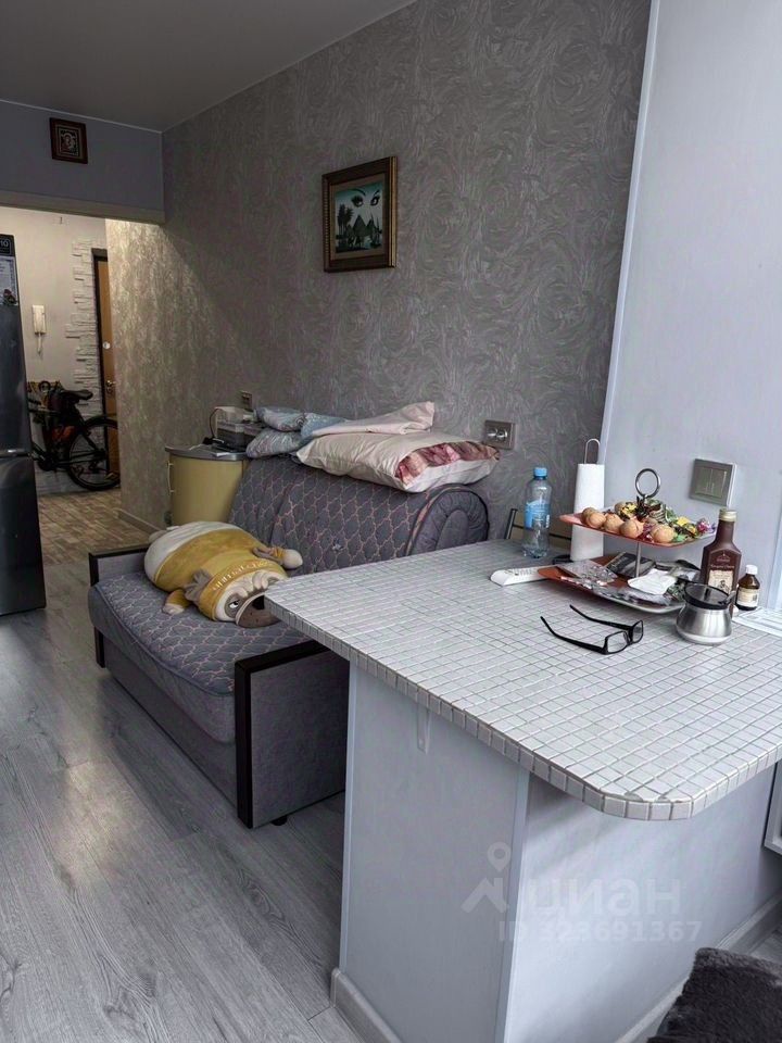 Продажа 1-комн квартиры на вторичном рынке Зеленоградский пгт, улица Островского, 14