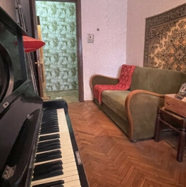 Продажа 3-комн квартиры на вторичном рынке улица Марата,  д. 4