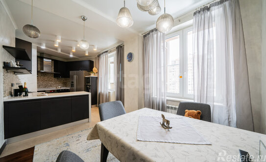 Продажа 3-комн квартиры на вторичном рынке Королева пр-кт,  д. 63,  к. 2