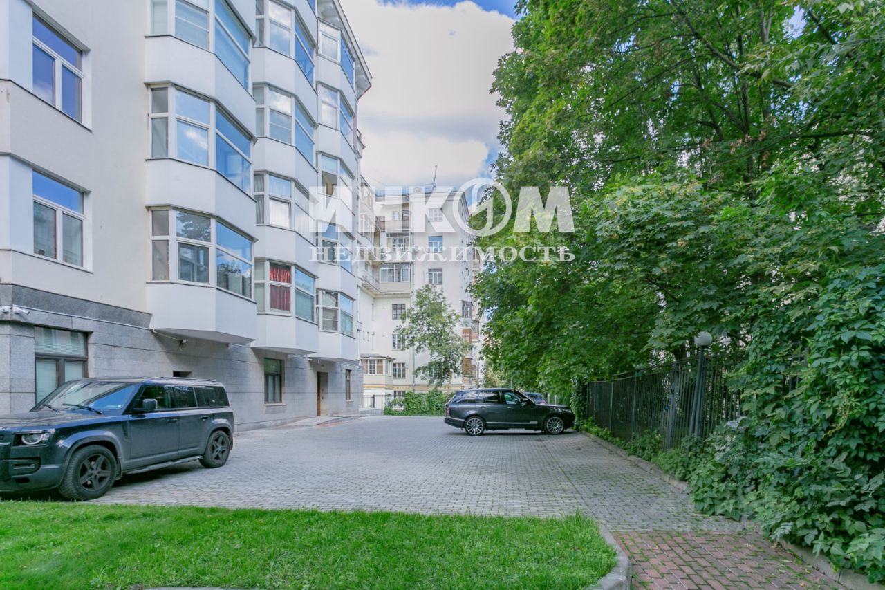 Продажа 2-комн квартиры на вторичном рынке улица Машкова, 6С1