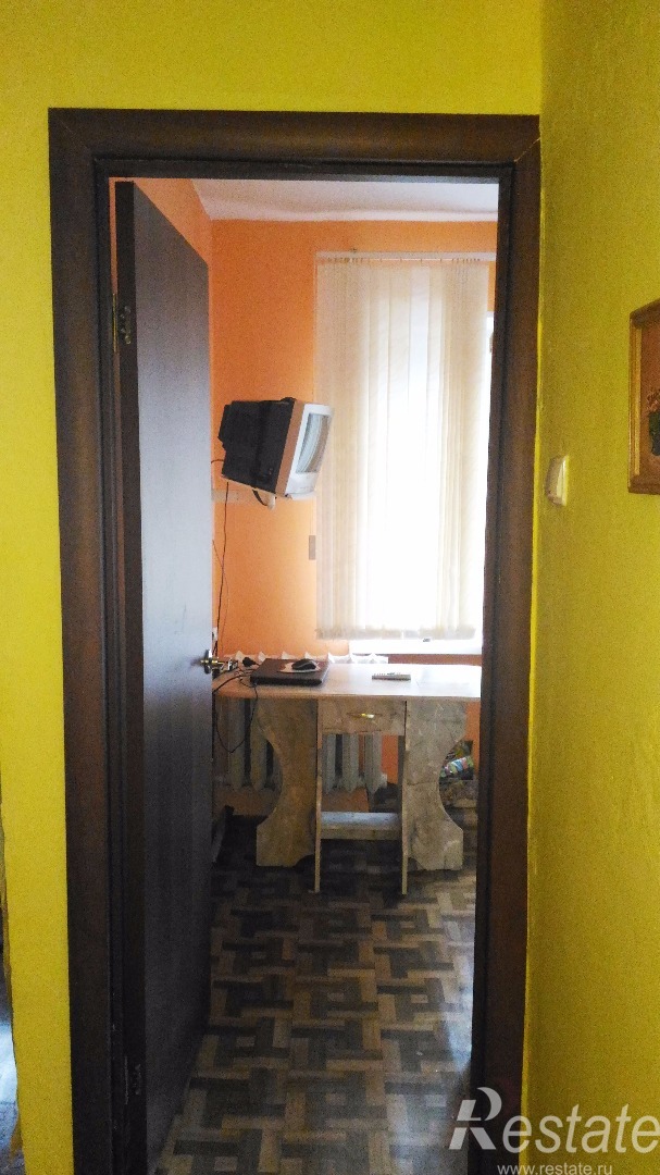 Продажа 2-комн квартиры на вторичном рынке г. Сланцы, ул. Свердлова