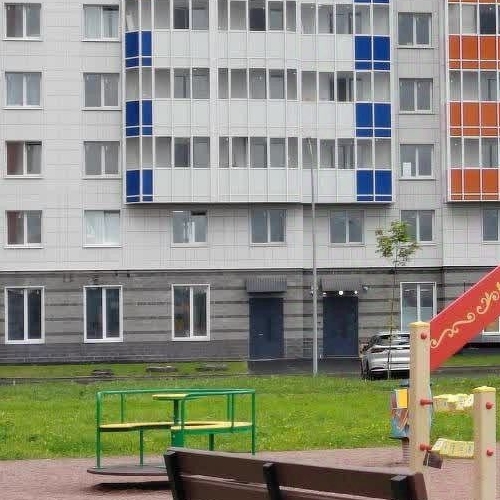 Студия пос. Янино-1, улица Заводская, 18к2