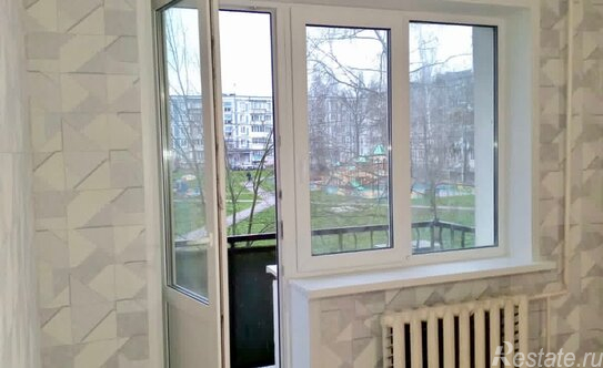 Продажа 1-комн квартиры на вторичном рынке Высоковск г, Первомайский проезд,  д. 4