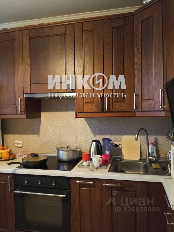 Продажа 3-комн квартиры на вторичном рынке Голубинская улица, 32/2