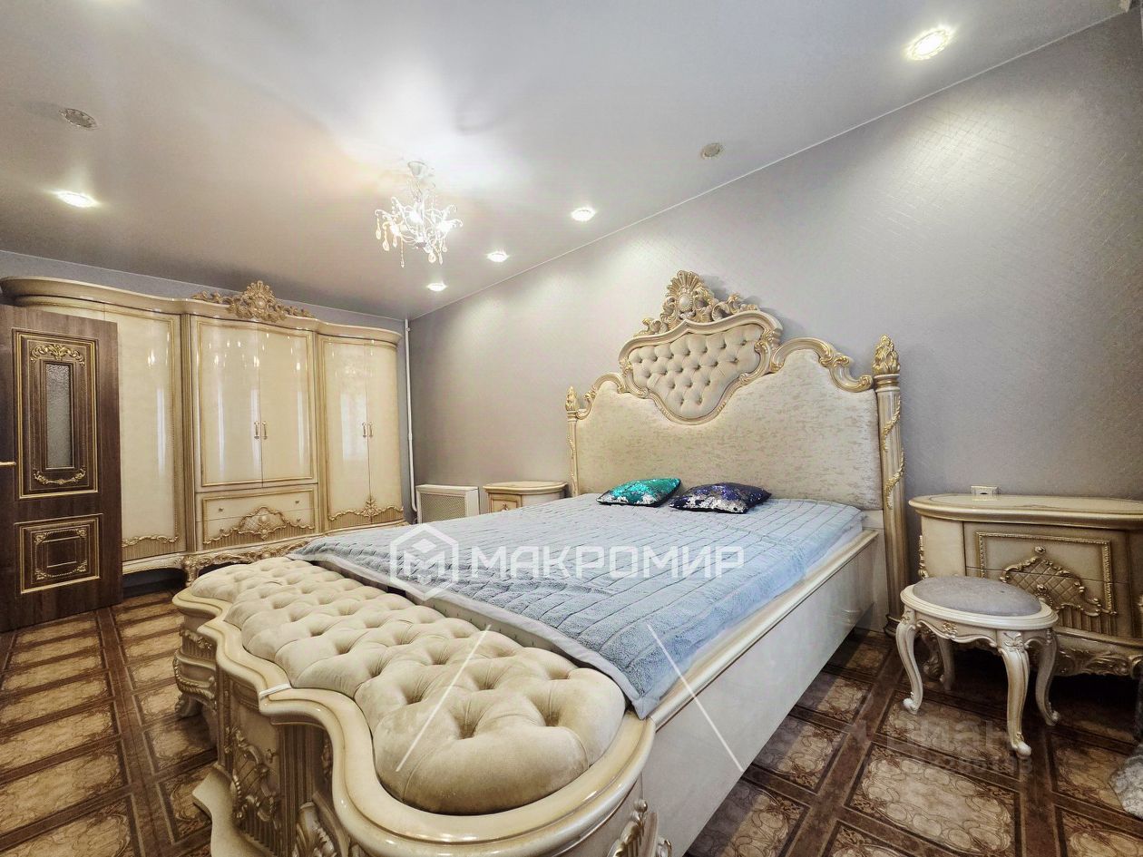 Продажа 4-комн квартиры на вторичном рынке Химки, проспект Мельникова, 21/1