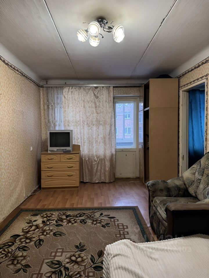 Продажа 2-комн квартиры на вторичном рынке Ступино, улица Горького,  д. 15