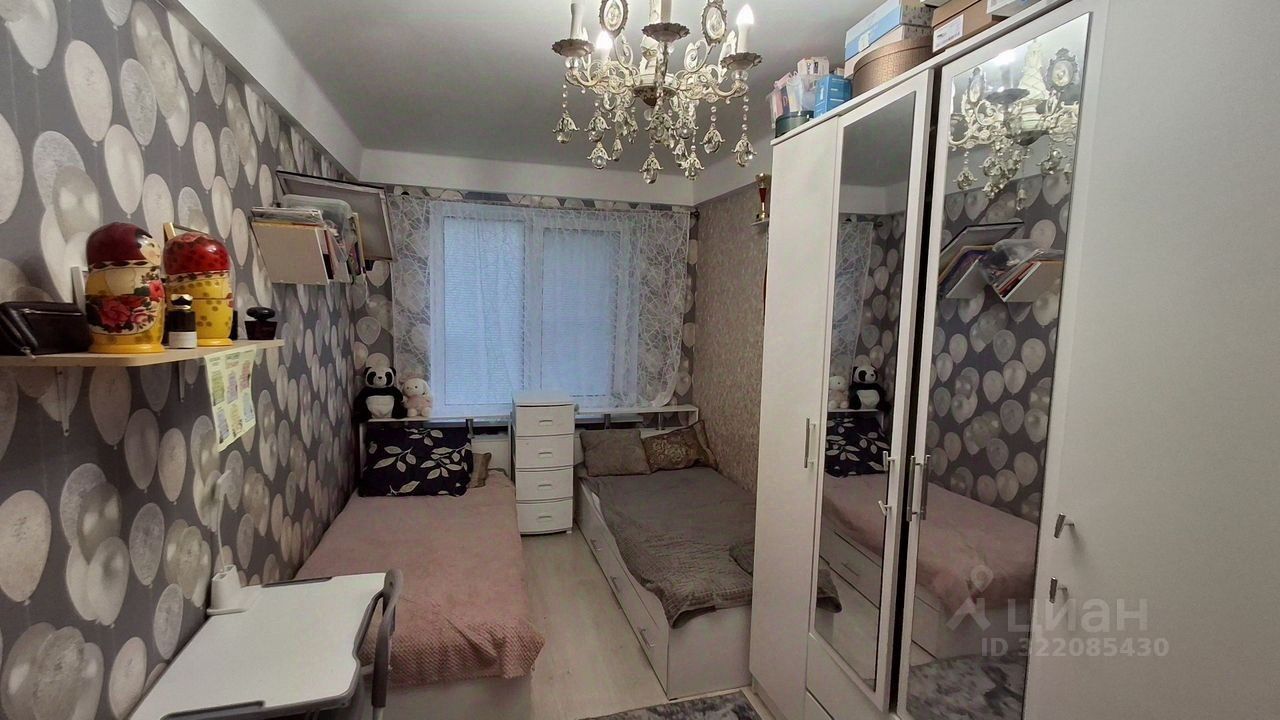 Продажа 2-комн квартиры на вторичном рынке Меншиковский проспект, 15К2