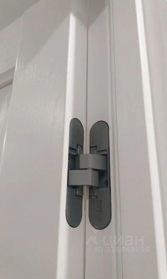 Продажа 3-комн квартиры на вторичном рынке Кузнецовская улица, 18