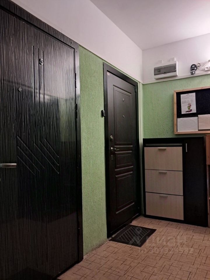 Продажа 4-комн квартиры на вторичном рынке Красное Село, Огородная улица, 13