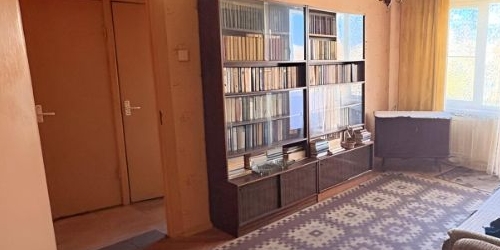 3-комн квартира улица Добровольцев, 62К2