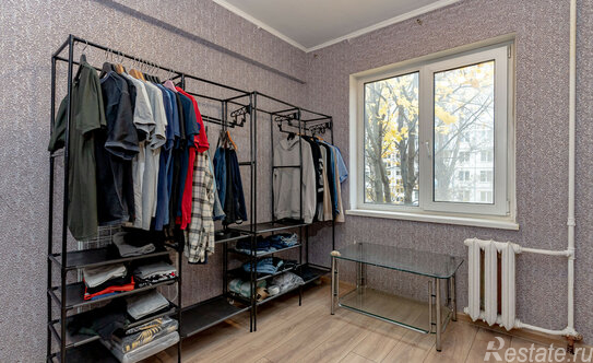 Продажа 3-комн квартиры на вторичном рынке Заневский пр-кт,  д. 39