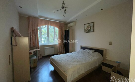 Продажа 3-комн квартиры на вторичном рынке ул Винокурова,  д. 5/6,  к. 1