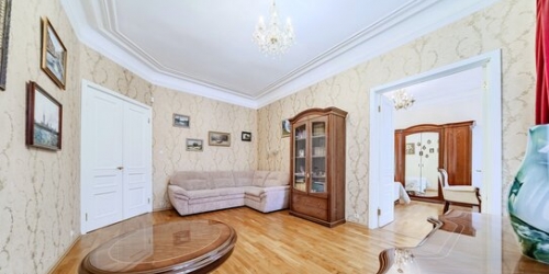 3-комн квартира Пушкарская Б. ул,  д. 19