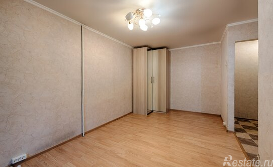 Продажа 1-комн квартиры на вторичном рынке Заводской проезд,  д. 20