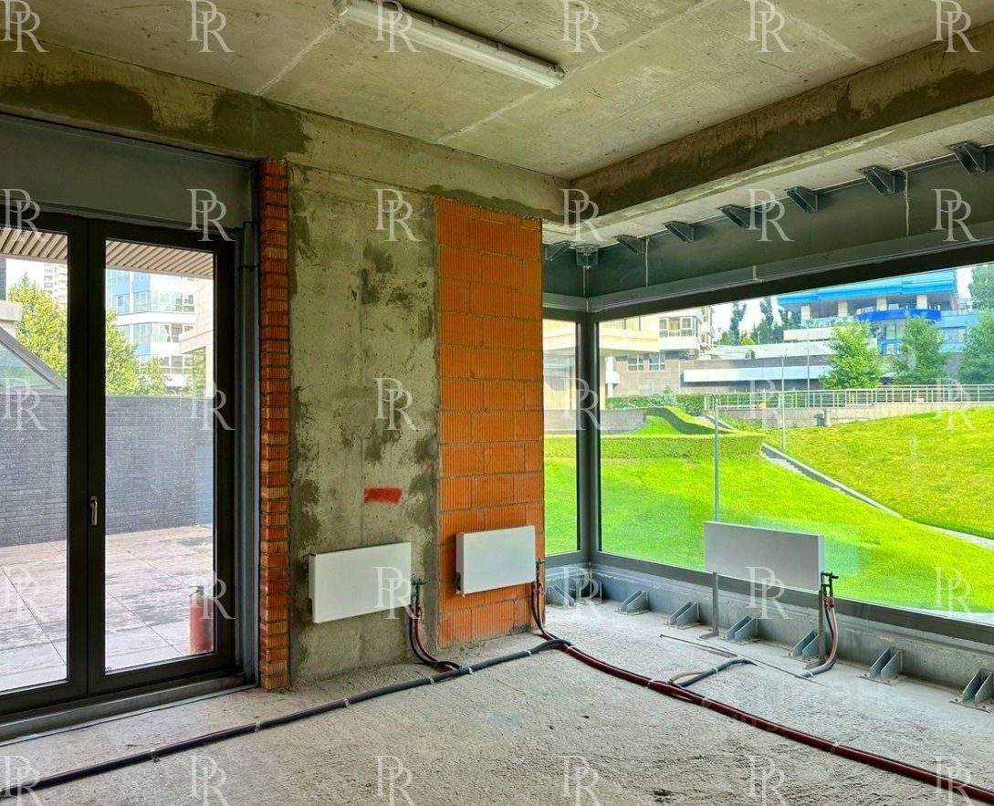 Продажа 4-комн квартиры на вторичном рынке Минская улица, 2Вк6