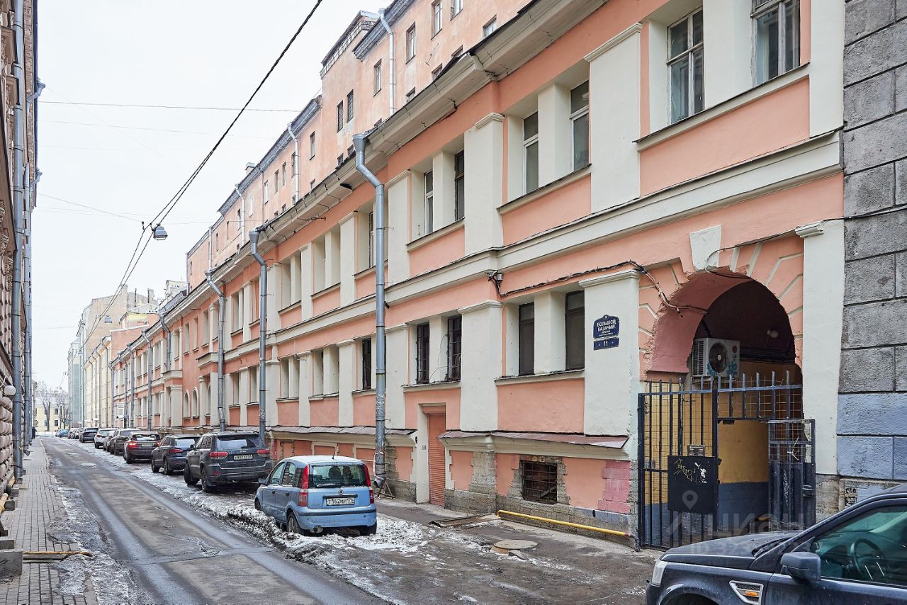 Продажа 3-комн квартиры на вторичном рынке Большой Казачий переулок, 11