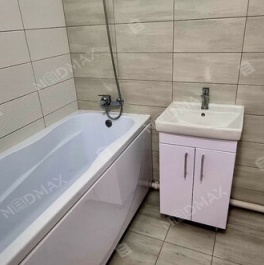 Аренда 2-комн квартиры на вторичном рынке Александра Матросова ул,  д. 1