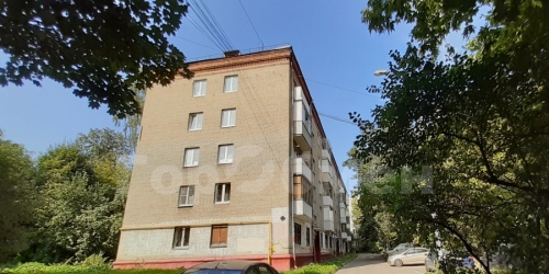 2-комн квартира улица Уткина, 39